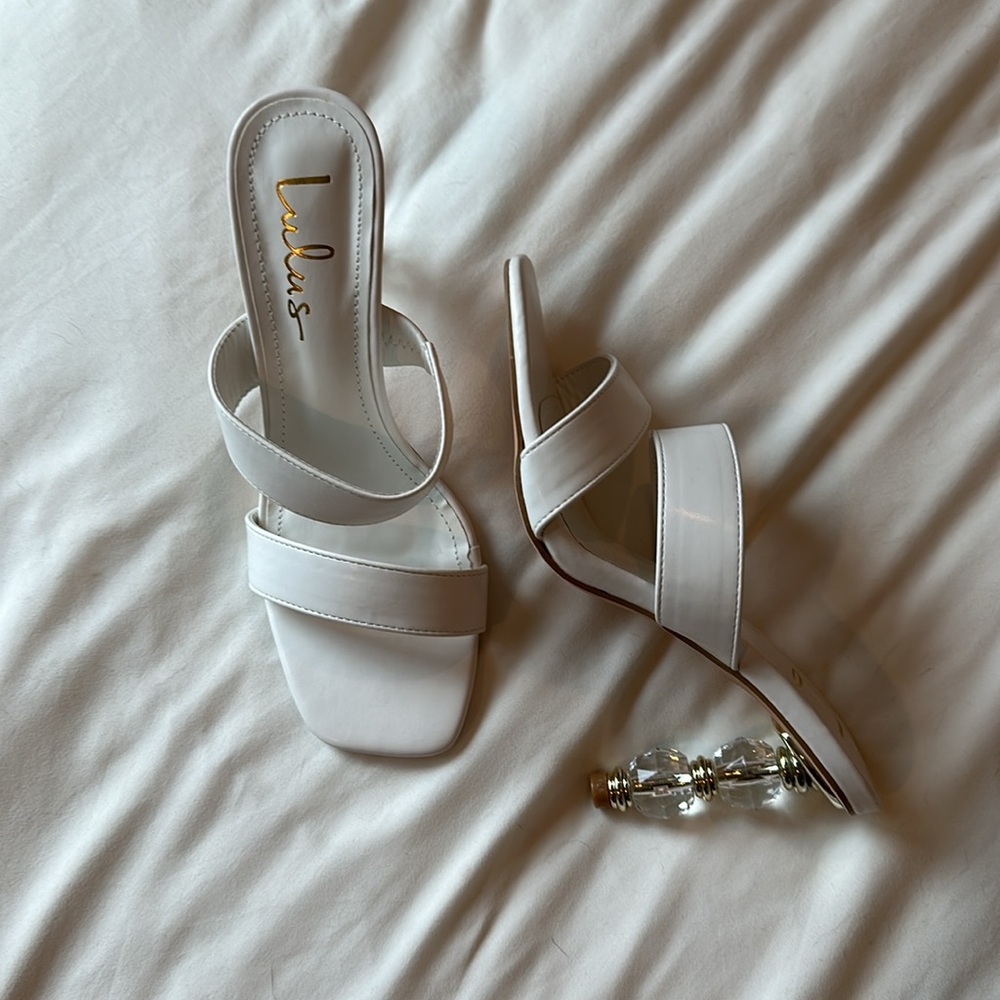 Band new lulus bridal heals